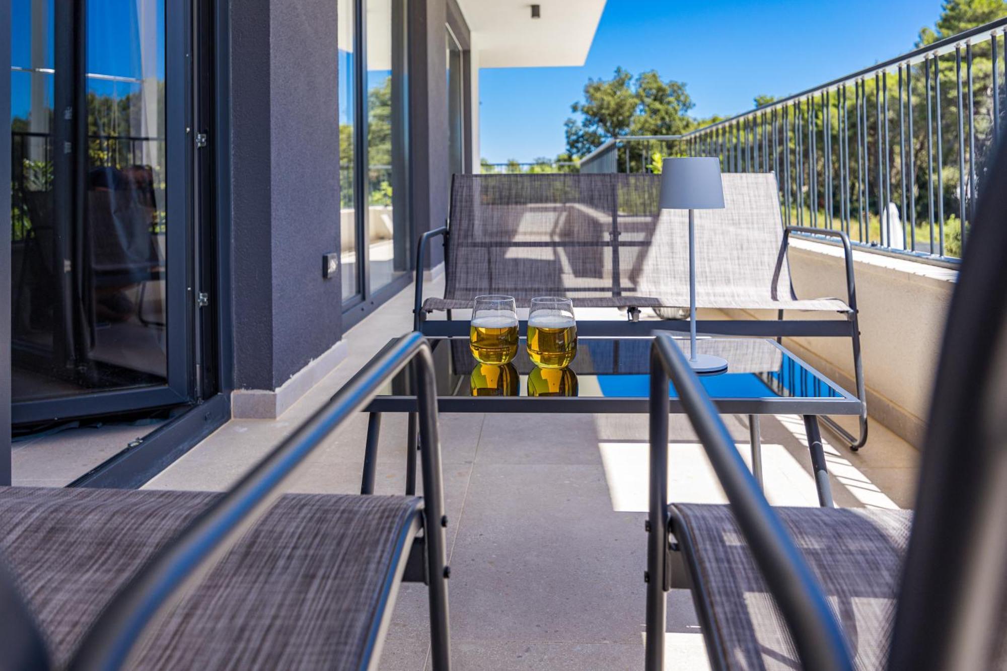 Pollentia Apartment