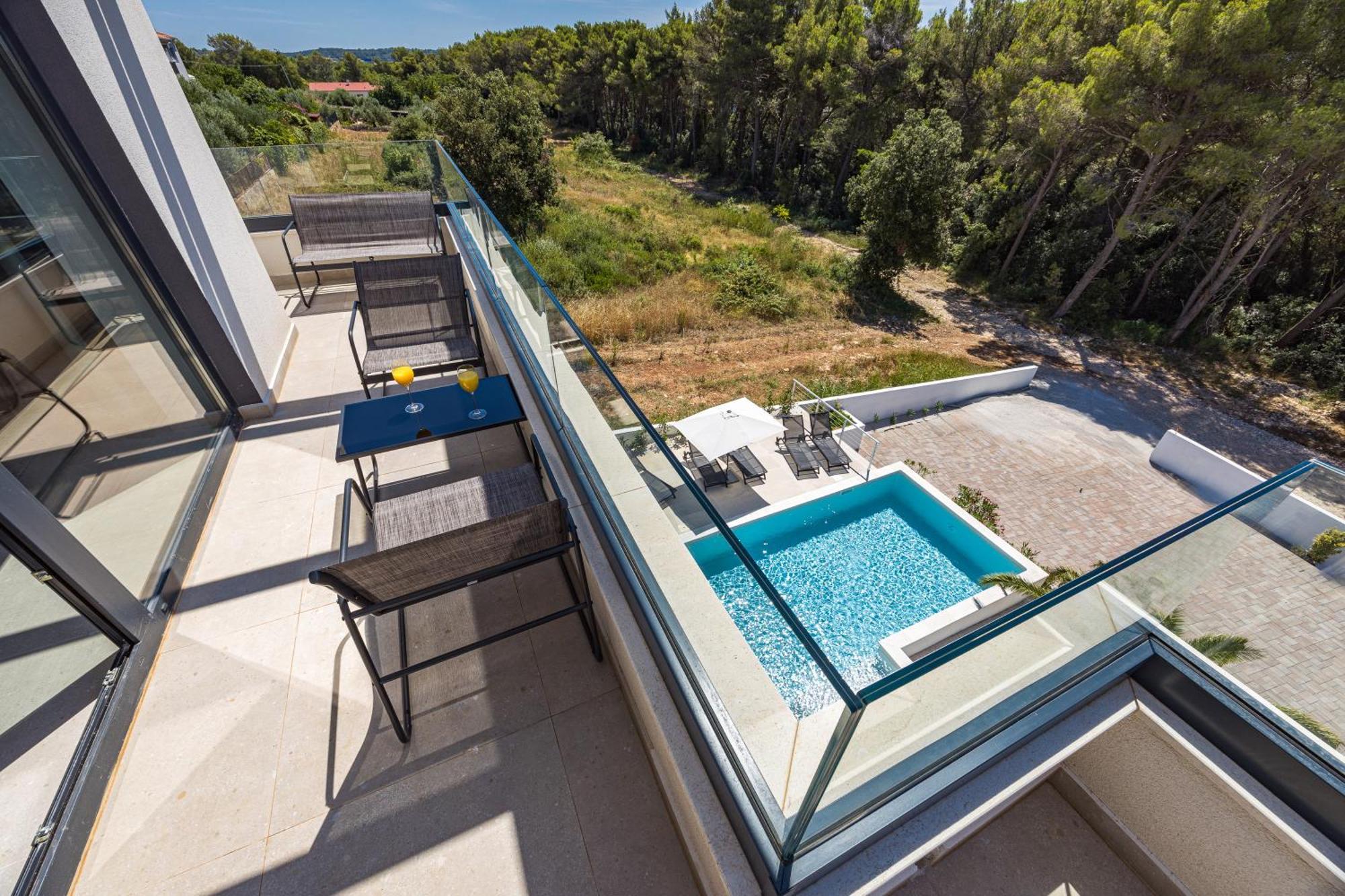 Pollentia Apartment *